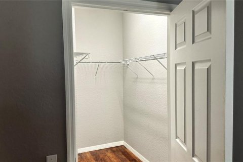 Condo in Orlando, Florida, 2 bedrooms  № 1750789 - photo 12