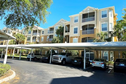 Condo in Orlando, Florida, 2 bedrooms  № 1750789 - photo 1