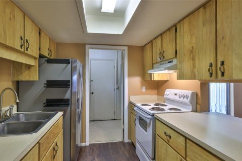 Купить коммерческую недвижимость в Эджуотер, Флорида 174.28м2, № 2116257 - фото 12
