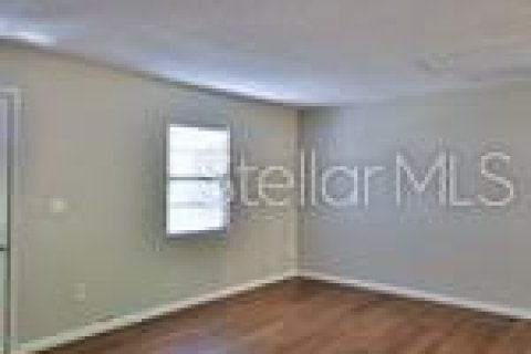 Propiedad comercial en Edgewater, Florida 174.28 m2 № 2116257