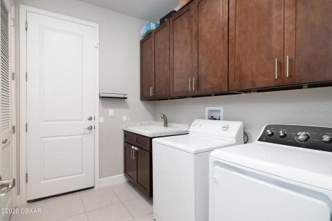 Casa en venta en Daytona Beach, Florida, 4 dormitorios, 196.58 m2 № 2384283 - foto 20