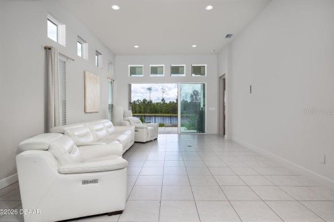 Casa en venta en Daytona Beach, Florida, 4 dormitorios, 196.58 m2 № 2384283 - foto 6