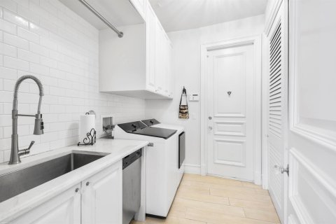 Villa ou maison à vendre à Wellington, Floride: 4 chambres, 399.67 m2 № 2407949 - photo 28