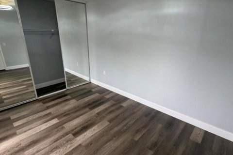Купить таунхаус в Уэст-Палм-Бич, Флорида 4 комнаты, 114.83м2, № 2083539 - фото 19