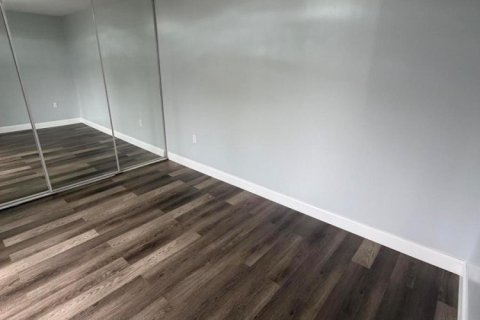 Купить таунхаус в Уэст-Палм-Бич, Флорида 4 комнаты, 114.83м2, № 2083539 - фото 21