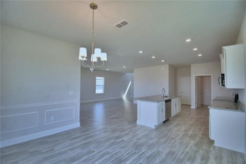 House in Auburndale, Florida 4 bedrooms, 223.43 sq.m. № 1242717 - photo 21