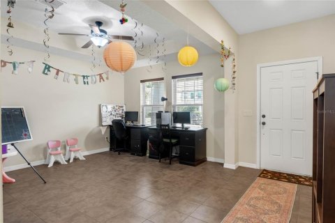 House in Orlando, Florida 5 bedrooms, 288.65 sq.m. № 1828552 - photo 7