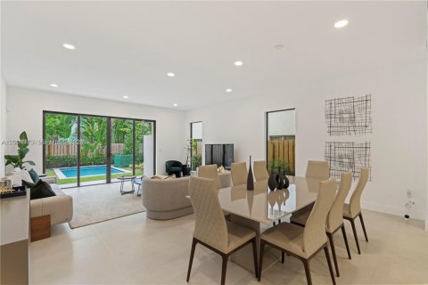 Touwnhouse à vendre à Fort Lauderdale, Floride: 4 chambres, 230.68 m2 № 2171312 - photo 7
