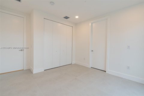 Touwnhouse à vendre à Fort Lauderdale, Floride: 4 chambres, 230.68 m2 № 2171312 - photo 27