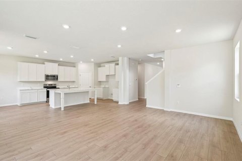 Villa ou maison à vendre à Parrish, Floride: 5 chambres, 369.29 m2 № 2296275 - photo 8