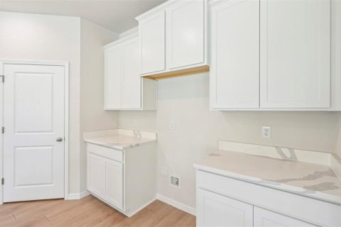 Villa ou maison à vendre à Parrish, Floride: 5 chambres, 369.29 m2 № 2296275 - photo 6