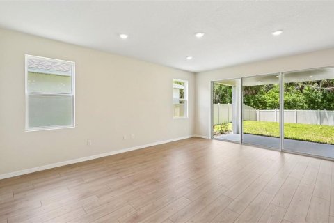 Villa ou maison à vendre à Parrish, Floride: 5 chambres, 369.29 m2 № 2296275 - photo 11