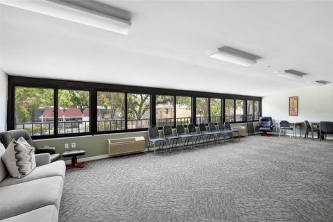 Condo in Tampa, Florida, 2 bedrooms  № 1801443 - photo 28