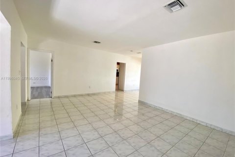 Villa ou maison à louer à Miami Beach, Floride: 4 chambres, 185.8 m2 № 2064490 - photo 29