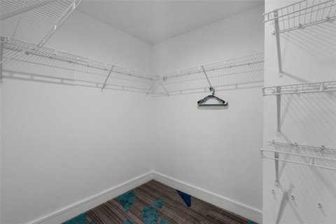 House in Kissimmee, Florida 4 bedrooms, 256.78 sq.m. № 1769839 - photo 27
