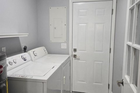 Снять в аренду виллу или дом в Юпитер, Флорида 3 спальни, 107.02м2, № 1182943 - фото 1