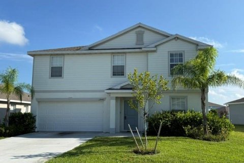Villa ou maison à Lehigh Acres, Floride 5 chambres, 274.9 m2 № 2355634