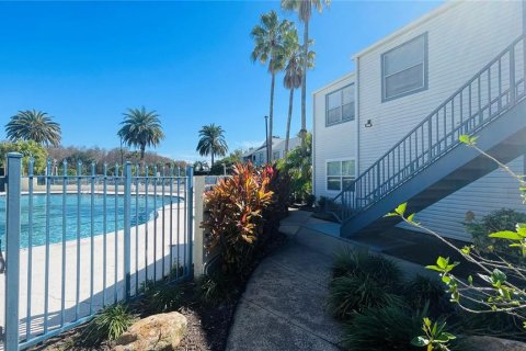 Condominio en alquiler en Orlando, Florida, 2 dormitorios, 93.65 m2 № 1809979 - foto 19
