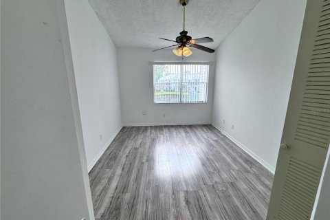 Condominio en alquiler en Orlando, Florida, 2 dormitorios, 93.65 m2 № 1809979 - foto 10