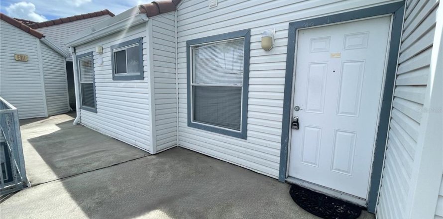 Condominio en Orlando, Florida, 2 dormitorios № 1809979