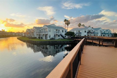 Condominio en alquiler en Orlando, Florida, 2 dormitorios, 93.65 m2 № 1809979 - foto 15