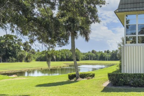 Condominio en venta en Vero Beach, Florida, 1 dormitorio, 69.68 m2 № 1145820 - foto 1