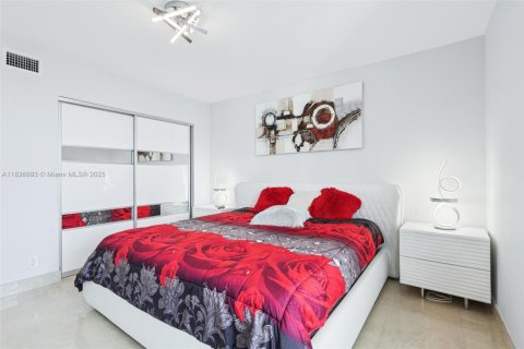 Condominio en venta en Aventura, Florida, 2 dormitorios, 121.98 m2 № 1830489 - foto 19
