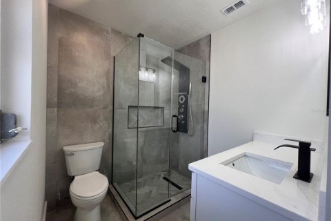 House in Orlando, Florida 3 bedrooms, 140.93 sq.m. № 1662873 - photo 4