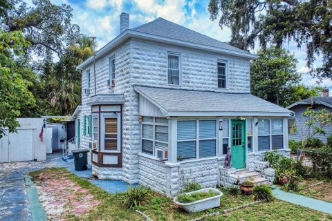 House in Daytona Beach, Florida 2 bedrooms, 125.23 sq.m. № 1835331 - photo 1