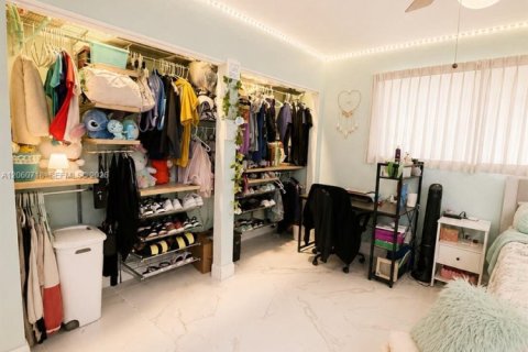 Casa en venta en Cutler Bay, Florida, 3 dormitorios, 167.13 m2 № 2261622 - foto 14