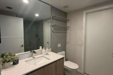 Купить кондоминиум в Майами, Флорида 1 спальня, 69.03м2, № 2051947 - фото 3