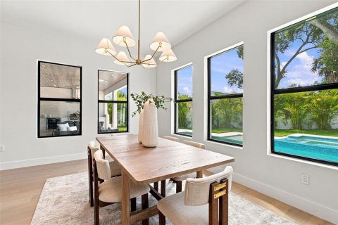 Villa ou maison à vendre à Tampa, Floride: 5 chambres, 437.76 m2 № 2349742 - photo 25