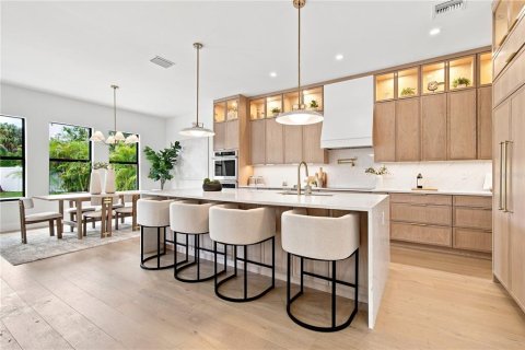 Villa ou maison à vendre à Tampa, Floride: 5 chambres, 437.76 m2 № 2349742 - photo 15