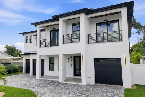 Villa ou maison à vendre à Tampa, Floride: 5 chambres, 437.76 m2 № 2349742 - photo 3