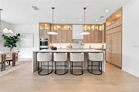Villa ou maison à vendre à Tampa, Floride: 5 chambres, 437.76 m2 № 2349742 - photo 16