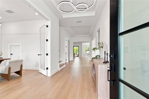 Villa ou maison à vendre à Tampa, Floride: 5 chambres, 437.76 m2 № 2349742 - photo 5