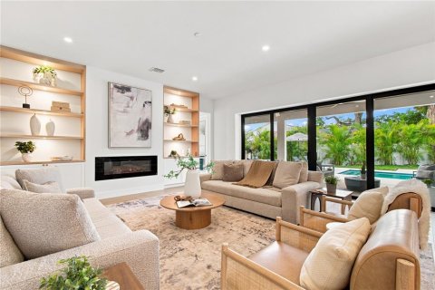 Villa ou maison à vendre à Tampa, Floride: 5 chambres, 437.76 m2 № 2349742 - photo 28
