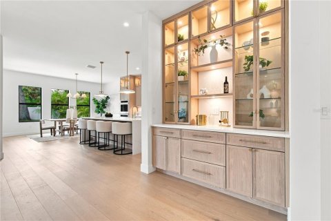 Villa ou maison à vendre à Tampa, Floride: 5 chambres, 437.76 m2 № 2349742 - photo 13