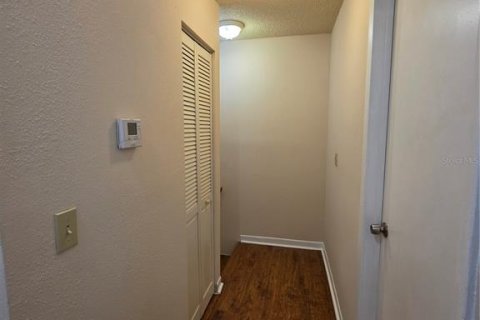 Copropriété à louer à Tampa, Floride: 3 chambres, 110.74 m2 № 2324088 - photo 16
