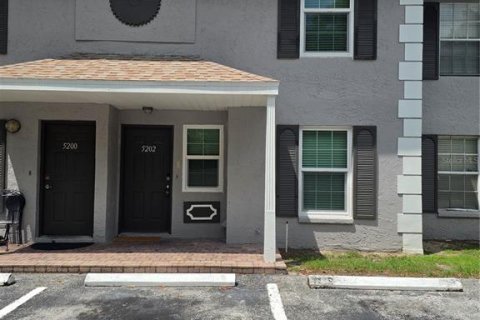 Condo à Tampa, Floride, 3 chambres  № 2324088
