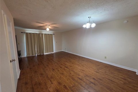 Copropriété à louer à Tampa, Floride: 3 chambres, 110.74 m2 № 2324088 - photo 7