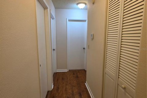 Copropriété à louer à Tampa, Floride: 3 chambres, 110.74 m2 № 2324088 - photo 14