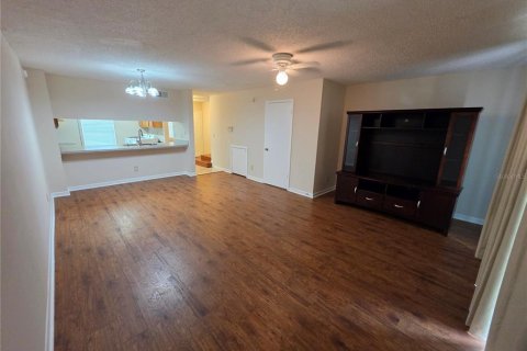 Copropriété à louer à Tampa, Floride: 3 chambres, 110.74 m2 № 2324088 - photo 9