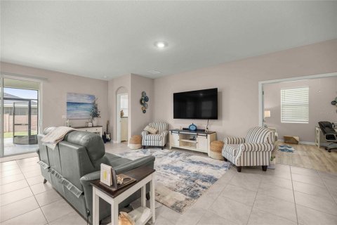House in OCALA PRESERVE in Ocala, Florida 3 bedrooms, 172.15 sq.m. № 2203852 - photo 6