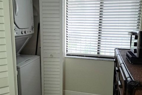 Снять в аренду кондоминиум в Порт-Ричи, Флорида 4 комнаты, 95.22м2, № 2114396 - фото 6
