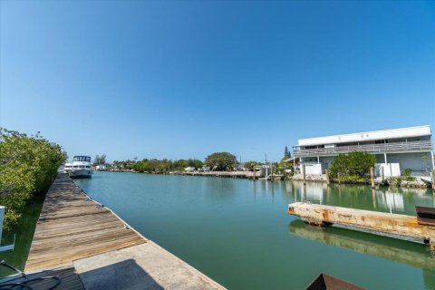 Commercial property in Marathon, Florida № 1579206 - photo 27