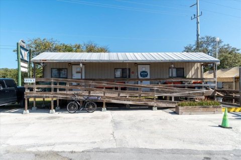 Commercial property in Marathon, Florida № 1579206 - photo 25