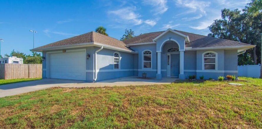 Villa ou maison à Sebastian, Floride 3 chambres, 153.57 m2 № 2388459