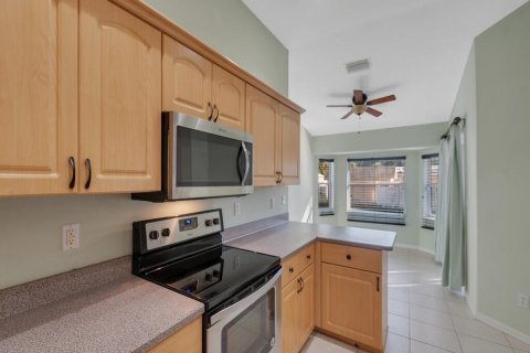 Villa ou maison à louer à Sebastian, Floride: 3 chambres, 153.57 m2 № 2388459 - photo 10