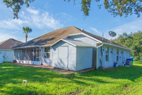 Villa ou maison à louer à Sebastian, Floride: 3 chambres, 153.57 m2 № 2388459 - photo 3